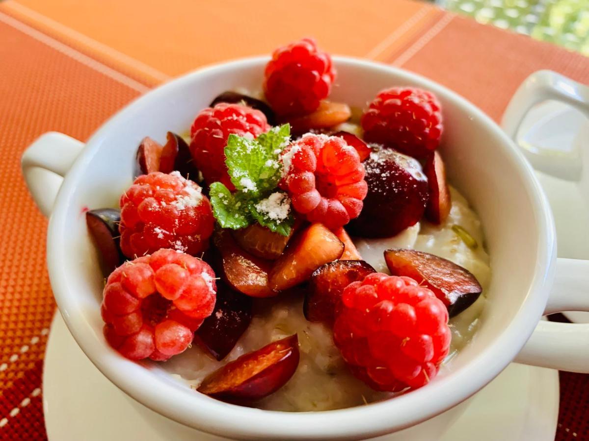 Astoria Garden 호텔 비슈케크 외부 사진